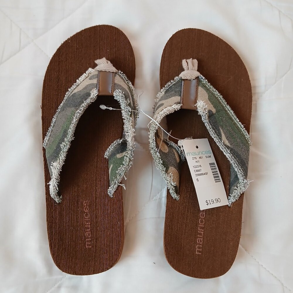 Maurices flip-flops